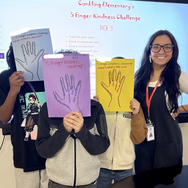 SSMV Youth Case Manager's '5-Finger Kindness Challenge' with students at Conkling Elementary for World Kindness Day.